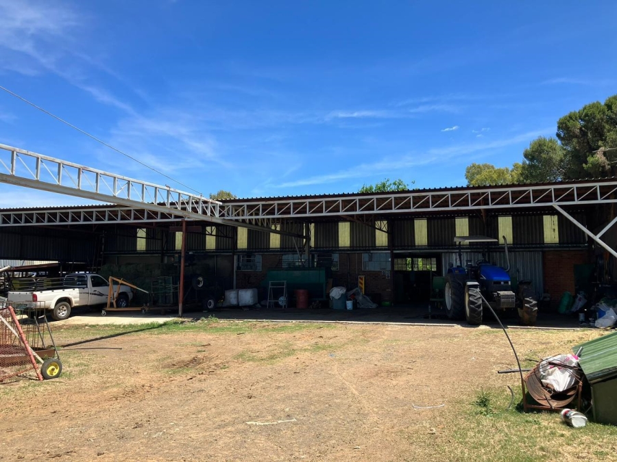 5 Bedroom Property for Sale in Kellys View Free State